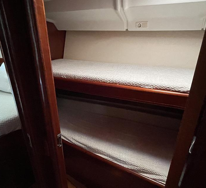 Jazz and Blues | Oceanis Clipper 423 photo 5