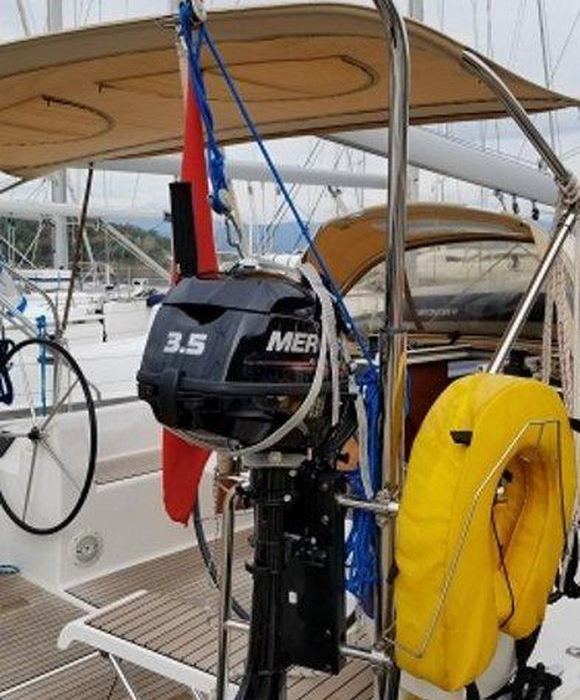 Friday | Dufour 350 GL photo 9