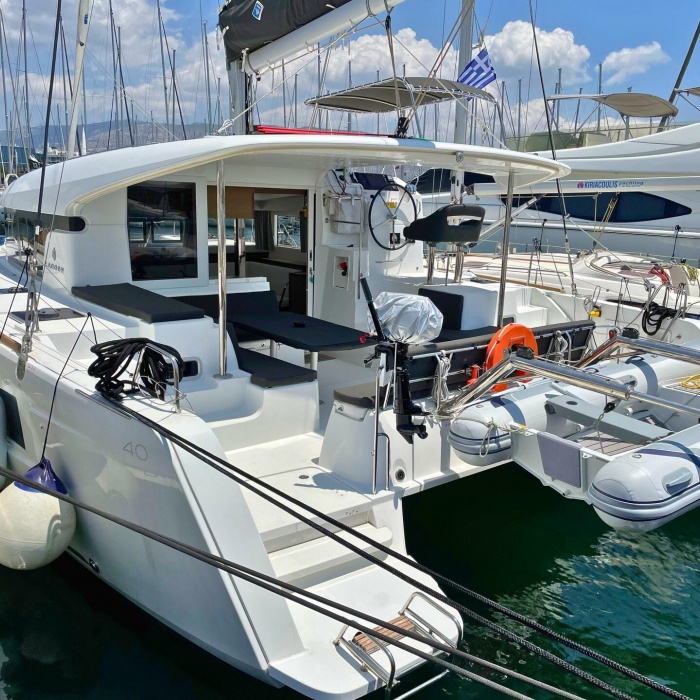 Drifter | Lagoon 40 photo 8