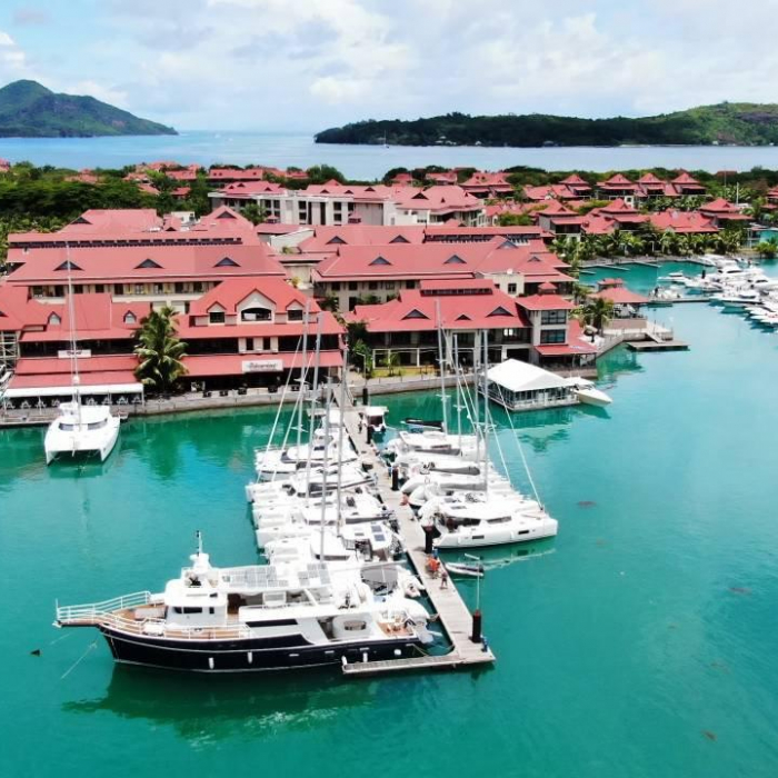 Aride | Lagoon 380 photo 9