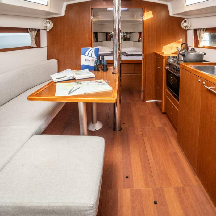 Rania | Oceanis 38.1 photo 19