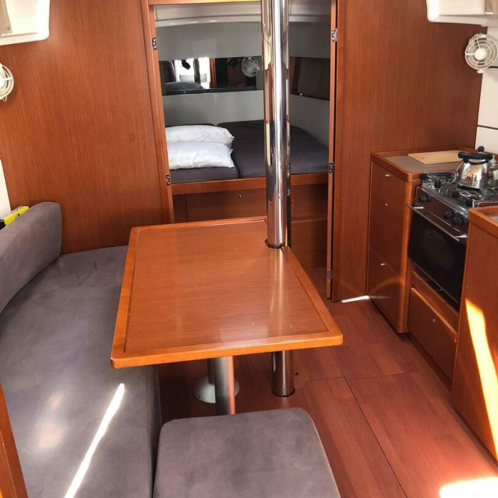 Rania | Oceanis 38.1 photo 20