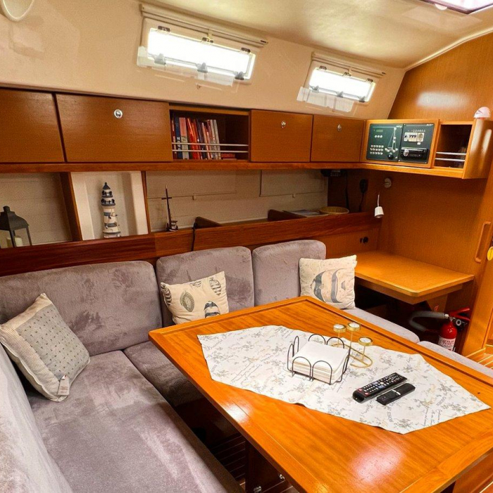 Aquaholic | Bavaria Cruiser 45 photo 13