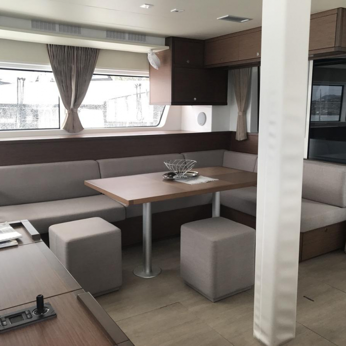 Dugongo II (PTP) | Lagoon 52F photo 13