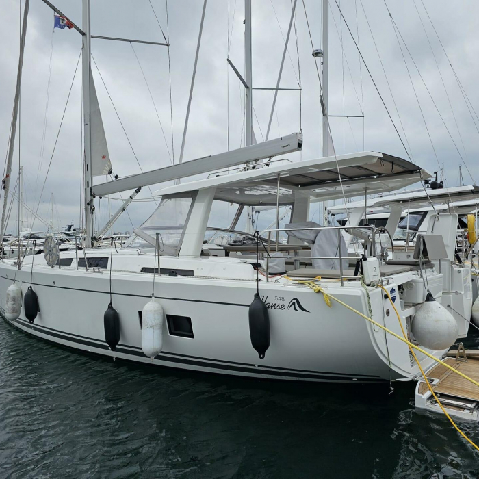 MiR | Hanse 548 photo 3