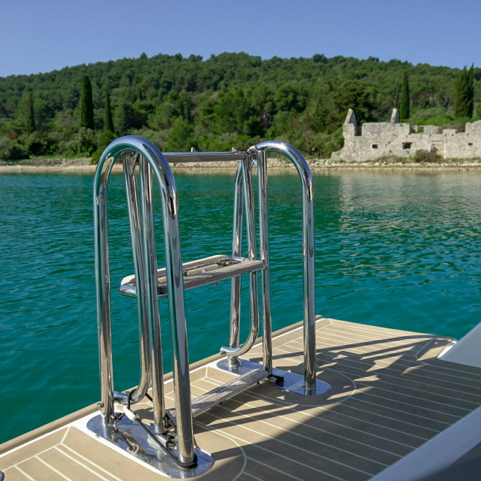 Manaphy | Leopard 45 photo 32