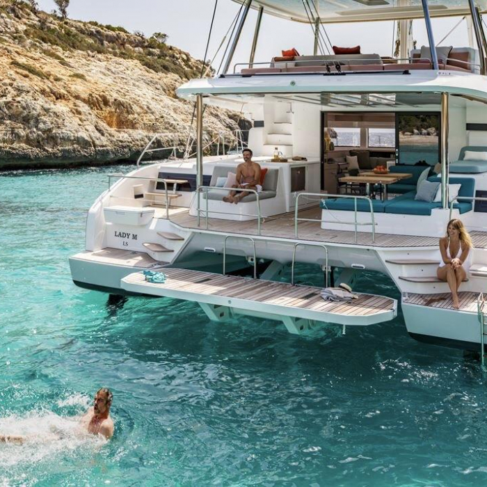 Hydrus | Lagoon 55 photo 8