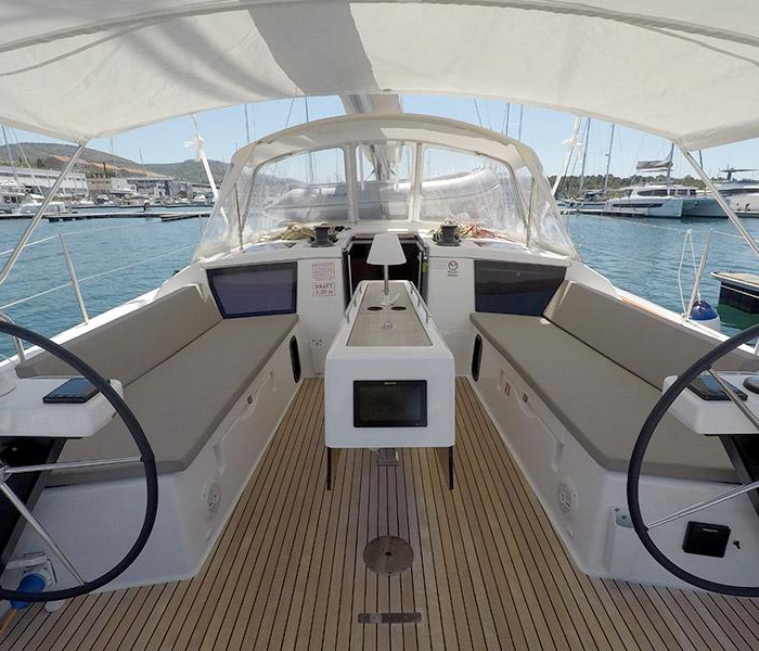 SWEETEST TAB00 | Dufour 430 GL photo 7