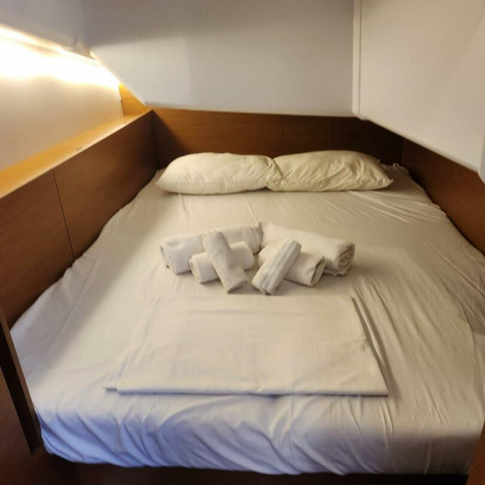 Monica | Oceanis 38 photo 11