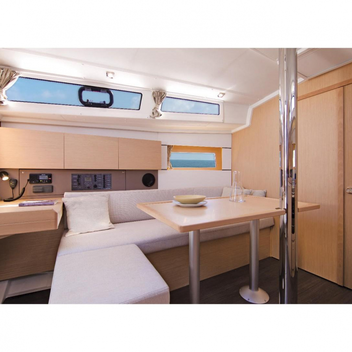 Sail Pride | Oceanis 38.1 photo 3