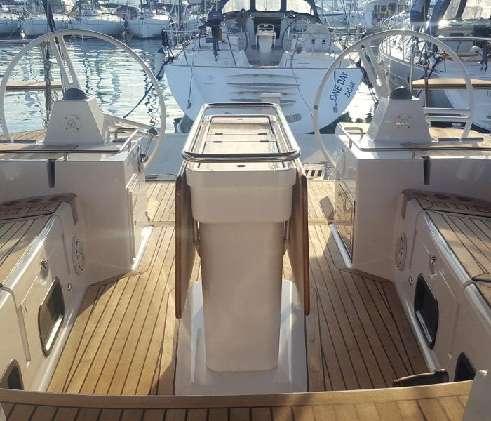 Moonlight | Elan 50 Impression photo 6