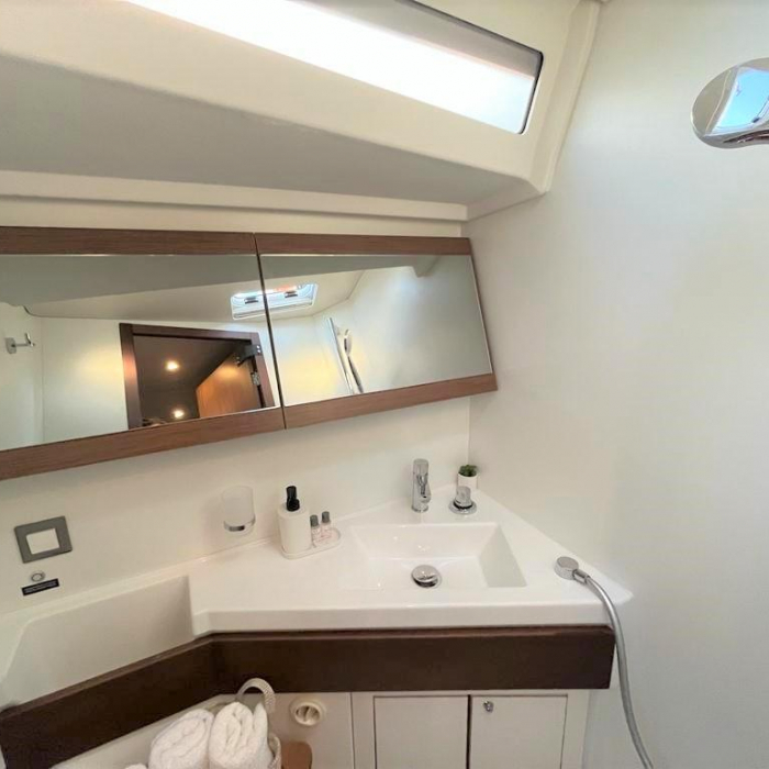 Nauti Buoy | Oceanis 46.1 photo 2