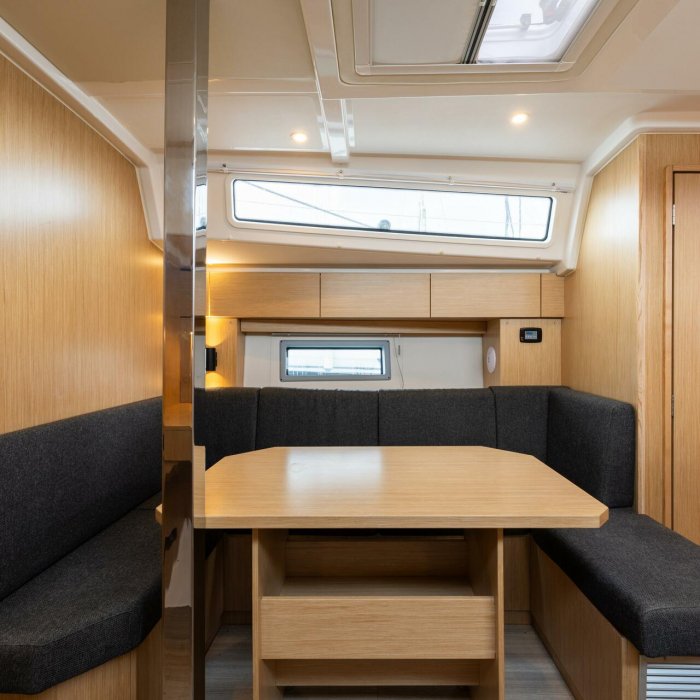 Trata | Bavaria C38 photo 19