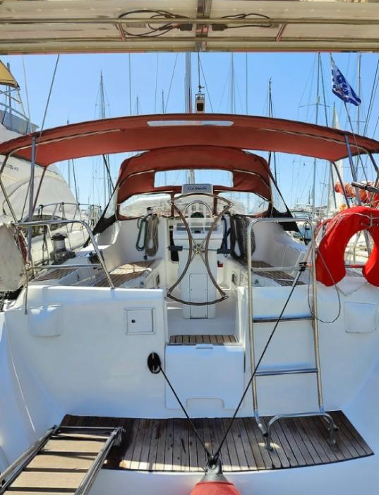 Crete | Oceanis Clipper 393 photo 1