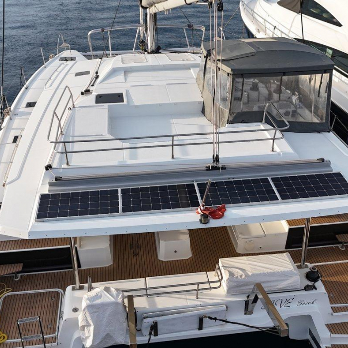 Ave | Fountaine Pajot Elba 45 photo 4
