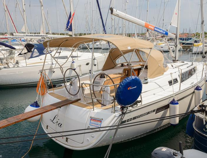 Lia | Bavaria Cruiser 34 photo 10