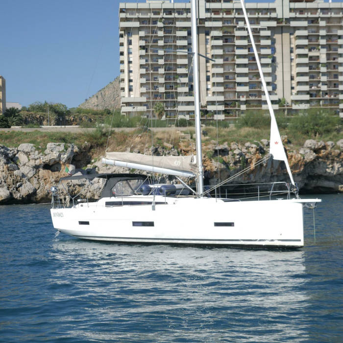 Bloody Mary | Dufour 430 photo 19