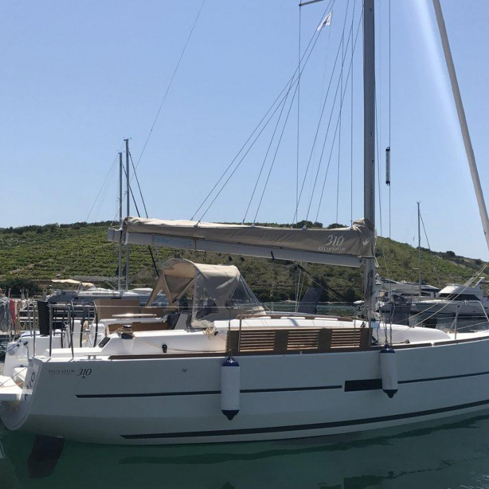 Mio | Dufour 310 GL photo 4