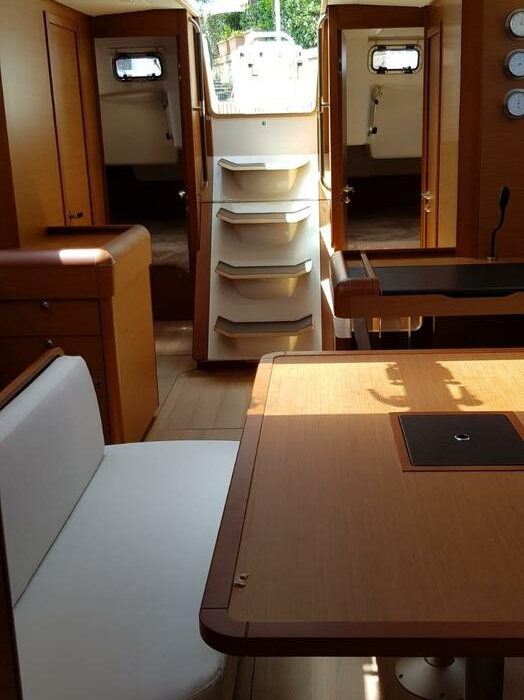 Pata | Sun Odyssey 519 photo 4