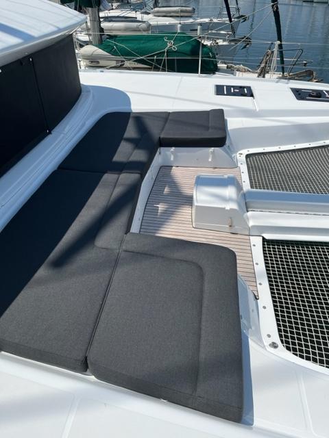 Shilouette | Lagoon 50 photo 8