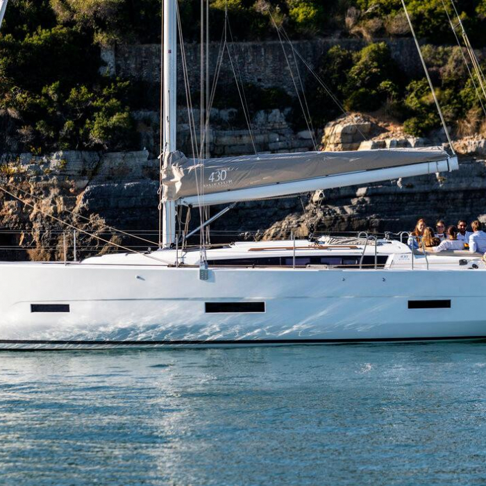 Esperanza | Dufour 430 GL photo 2