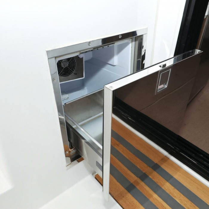 Best Friends I | Lagoon 42 photo 23