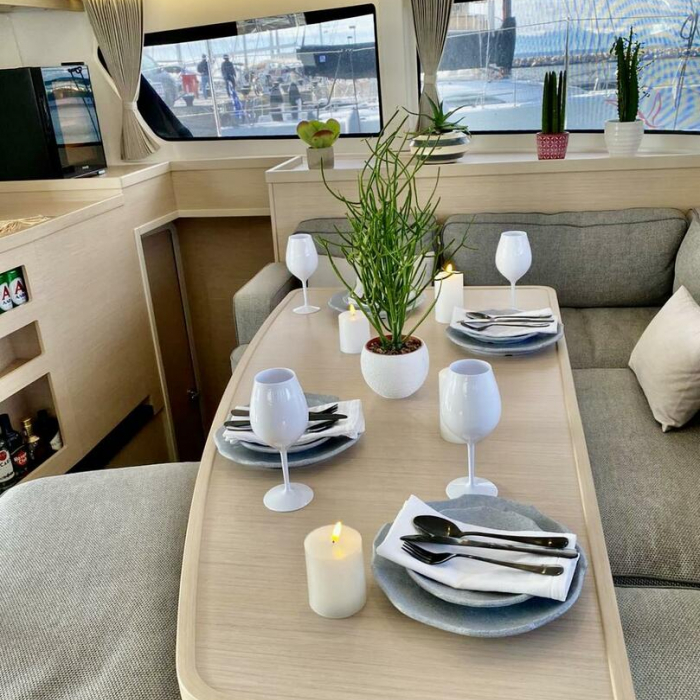 Karla | Lagoon 42 photo 21