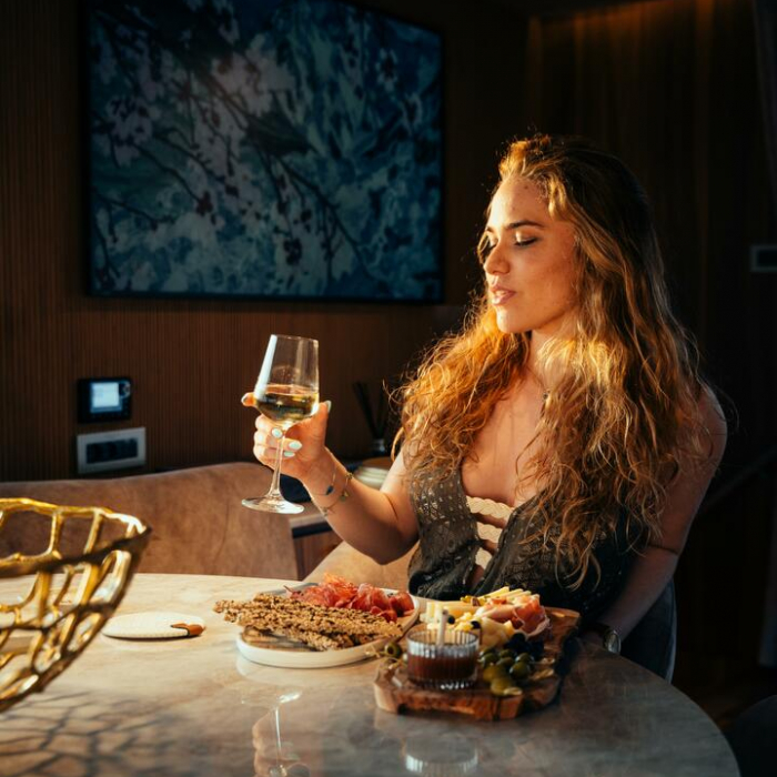 Honeymoon | Moon Yacht 65 photo 26