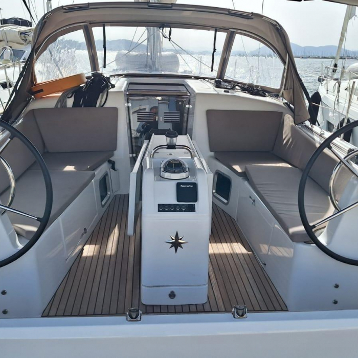 Iliada | Sun Odyssey 410 photo 17