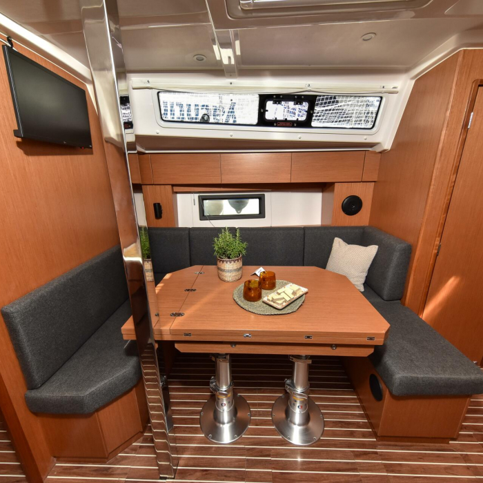 Seka VI | Bavaria C38 photo 25