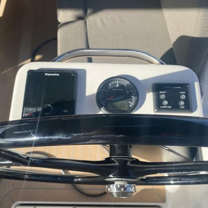 Yaya | Dufour 390 photo 10