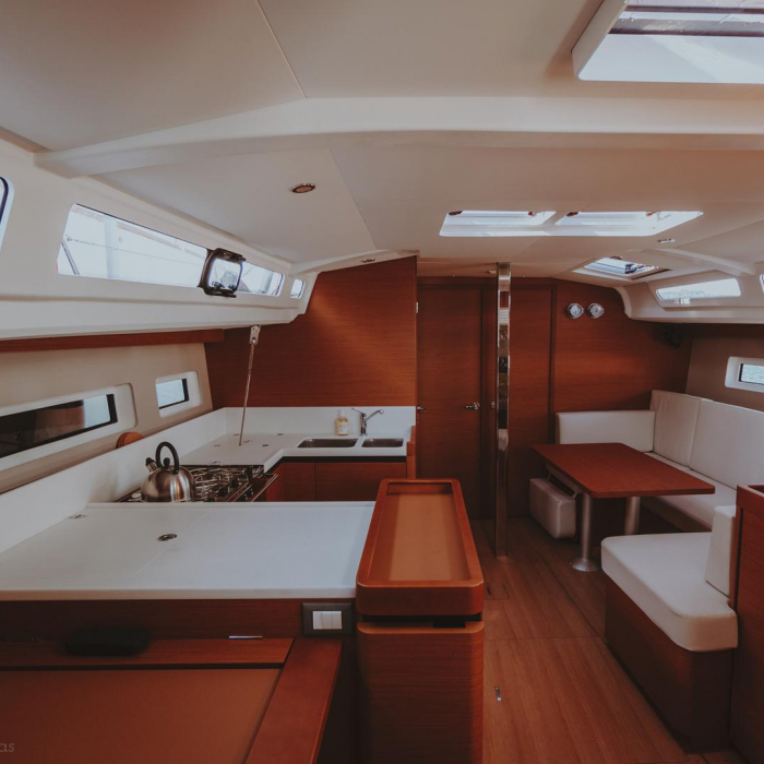 Eleni | Sun Odyssey 440 photo 11