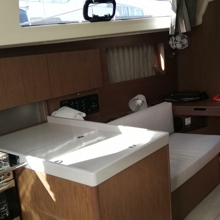 Kira | Oceanis 41.1 photo 9