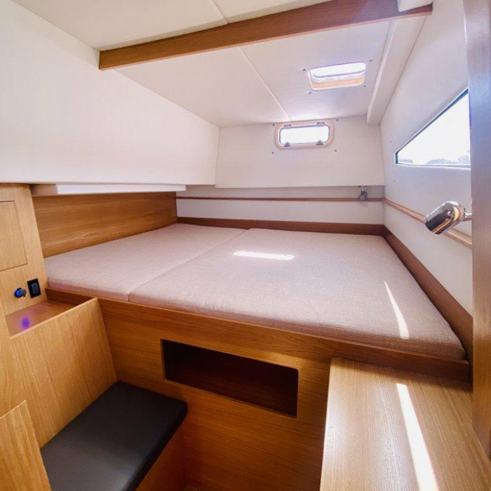 Prestige | C-Cat 37 photo 11