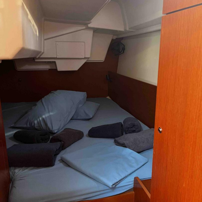 Albarosa | Oceanis 350 photo 4