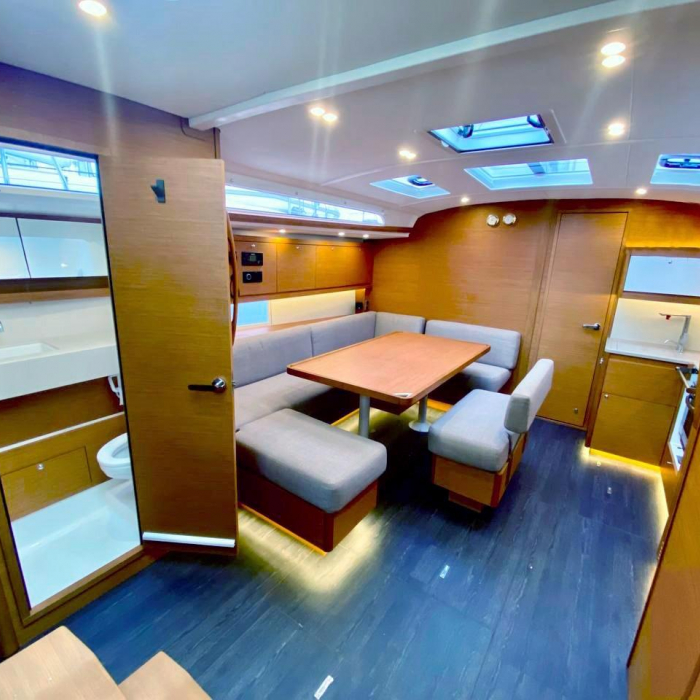 Prestige | Dufour 470 photo 4