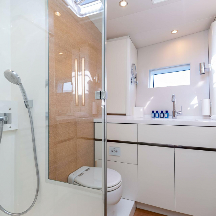 Bubbles | CNB 76 photo 13