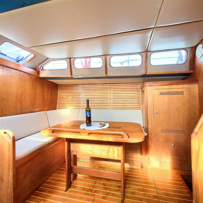 Amica | Dolphin 50 photo 3