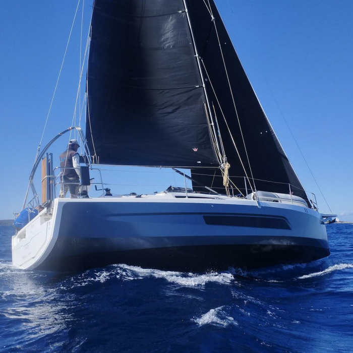 Viridis | Dufour 37 Performance photo 3