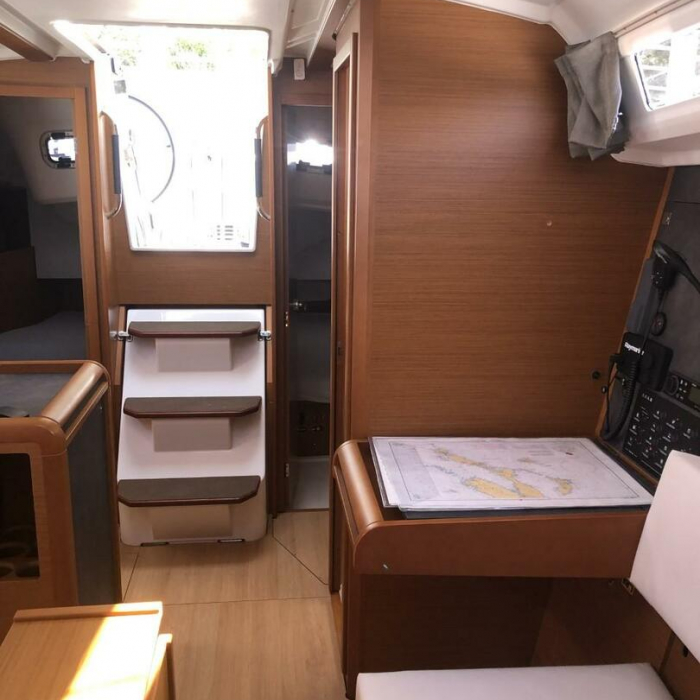 Nara | Sun Odyssey 349 b photo 3