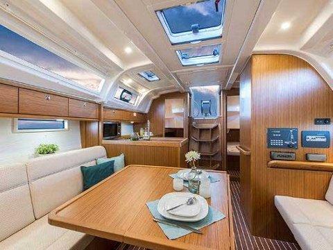 Kiara | Bavaria Cruiser 37 photo 3