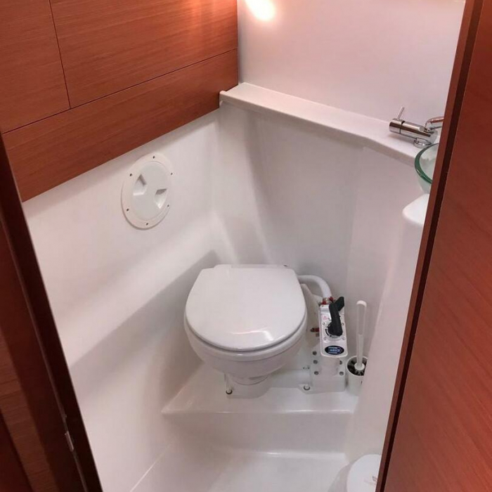 Ane | Dufour 460 GL photo 5