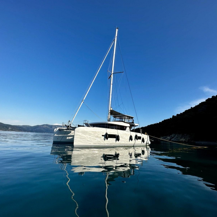 Karla | Lagoon 42 photo 1