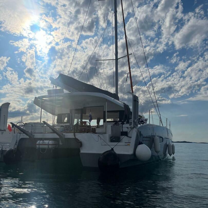 Gladis | Excess 14 photo 15