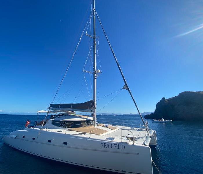 Hyera ( AC / WATER MAKER ) | Bahia 46 photo 3