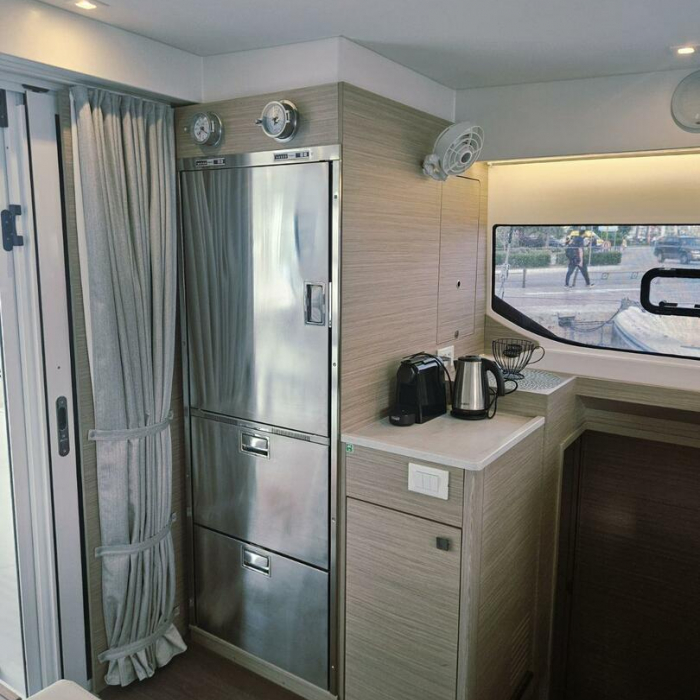 Aelia | Lagoon 43 photo 17