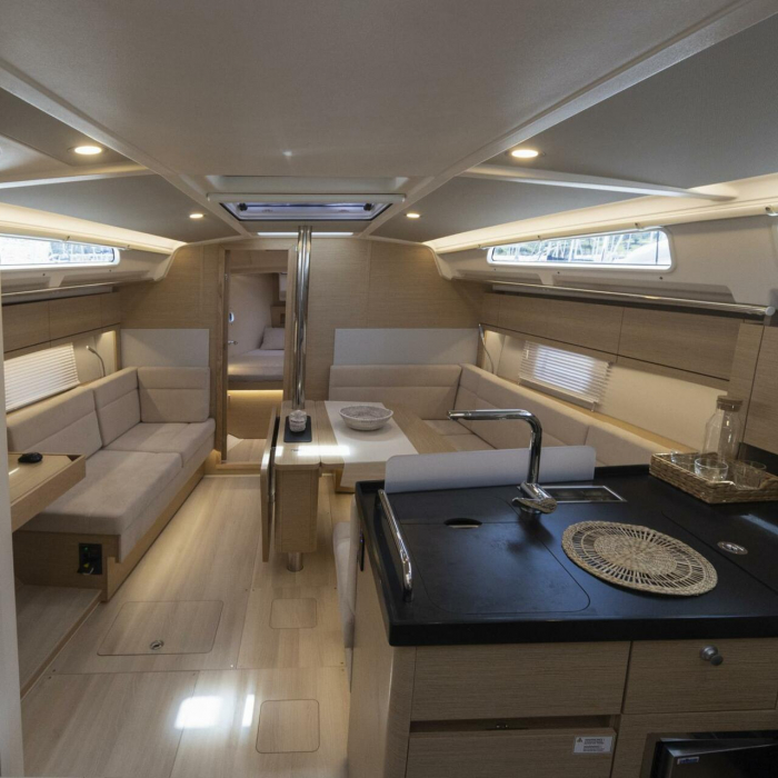 Tecla - Water maker, Solar Panel - BOTH SAILS triradial, Retractabile Bow Trust | Hanse 388 photo 7