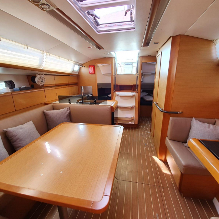 T-Punch | Jeanneau Sun Odyssey 409 photo 19