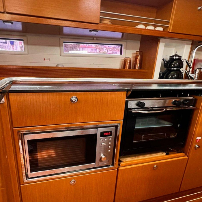 Aquaholic | Bavaria Cruiser 45 photo 11