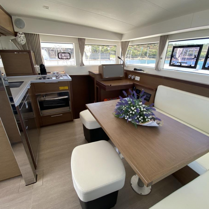 Aquila (WM, Inverter) | Lagoon 40 photo 10